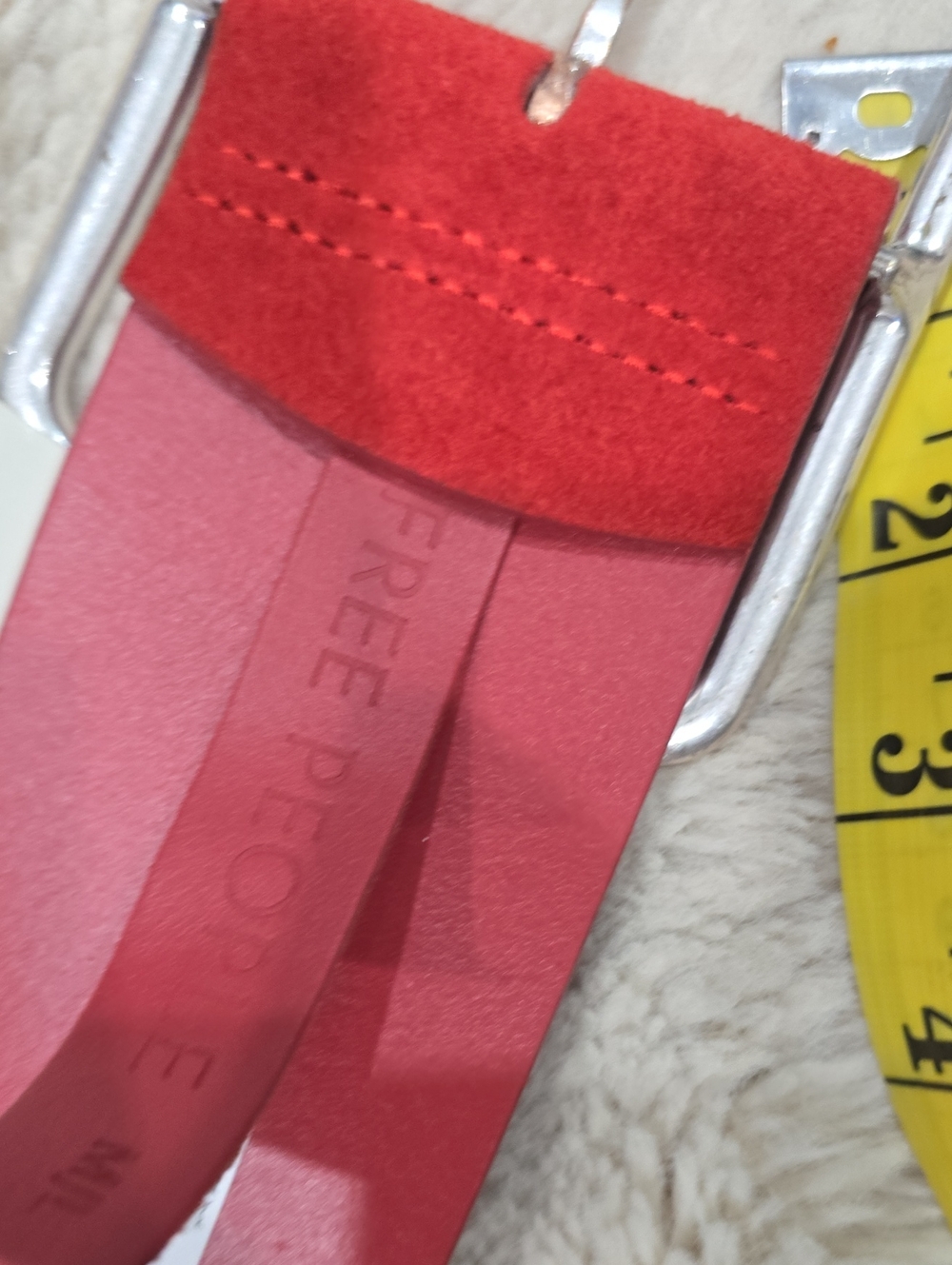Red Suede Belt - Classic Casual Style - Picture 3 of 7